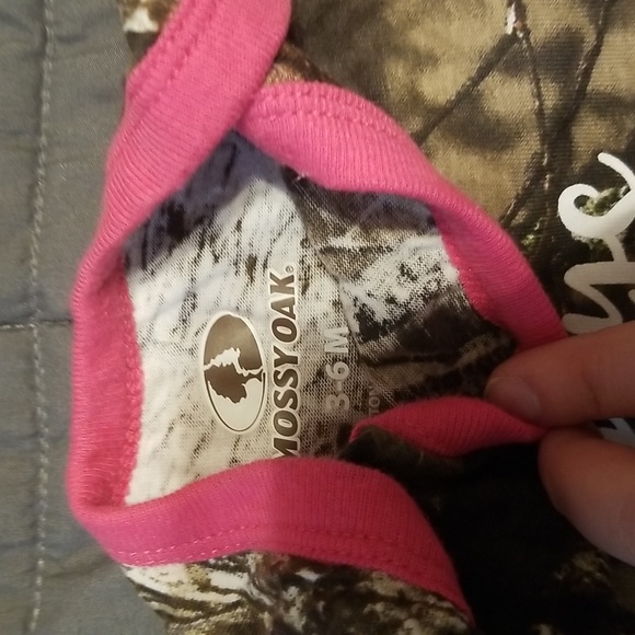 Mossy Oak 3 pack bodysuits camo - Picture 3 of 5
